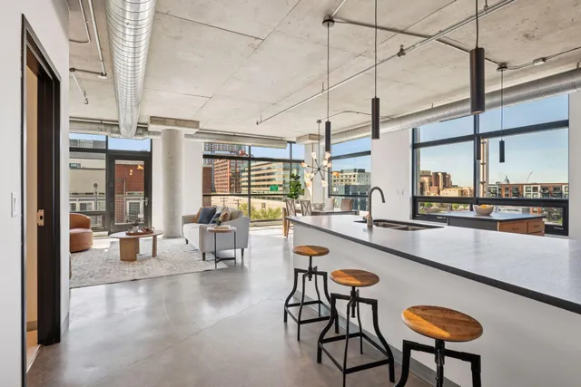 $624,900 | 720 North 4th Street, Unit 502, Minneapolis, MN 55401