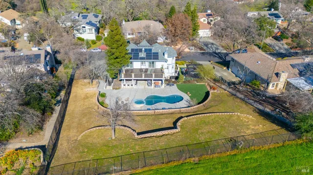 $1,290,000 | 220 Hidden Valley Lane, Vacaville, CA 95688