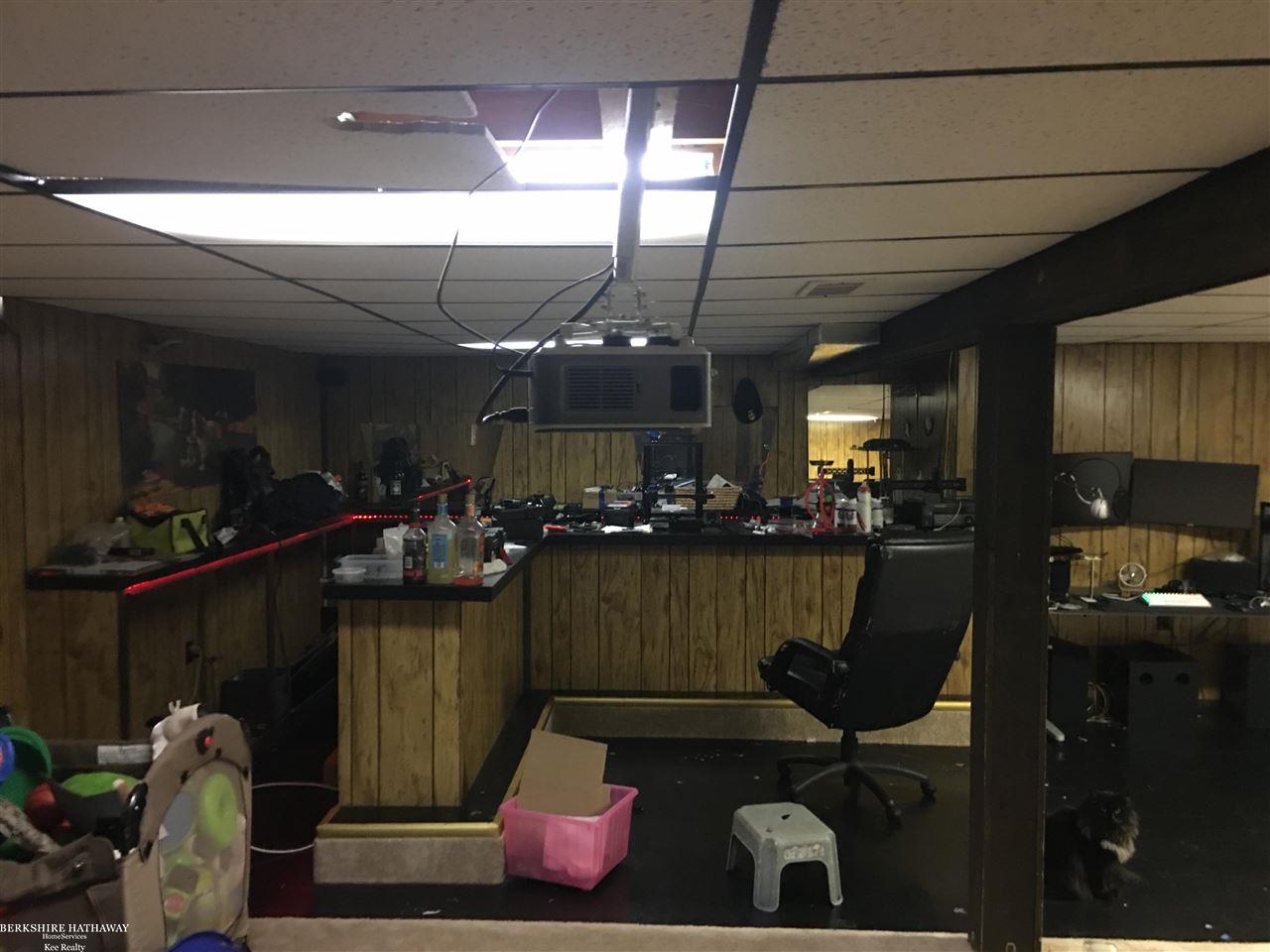 8920 Clinton River Road Sterling Heights, MI 48314 - Photo 10 of 13 50082920-9.JPG