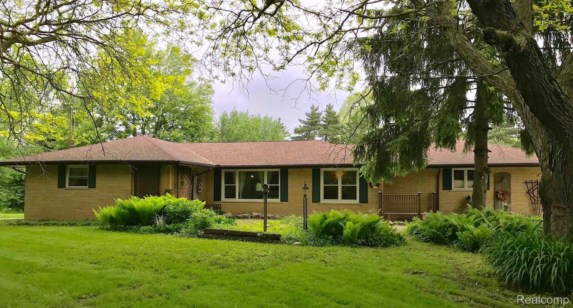11380 Jeddo Road Yale, MI 48097 - Photo 1 of 27 Front.jpg