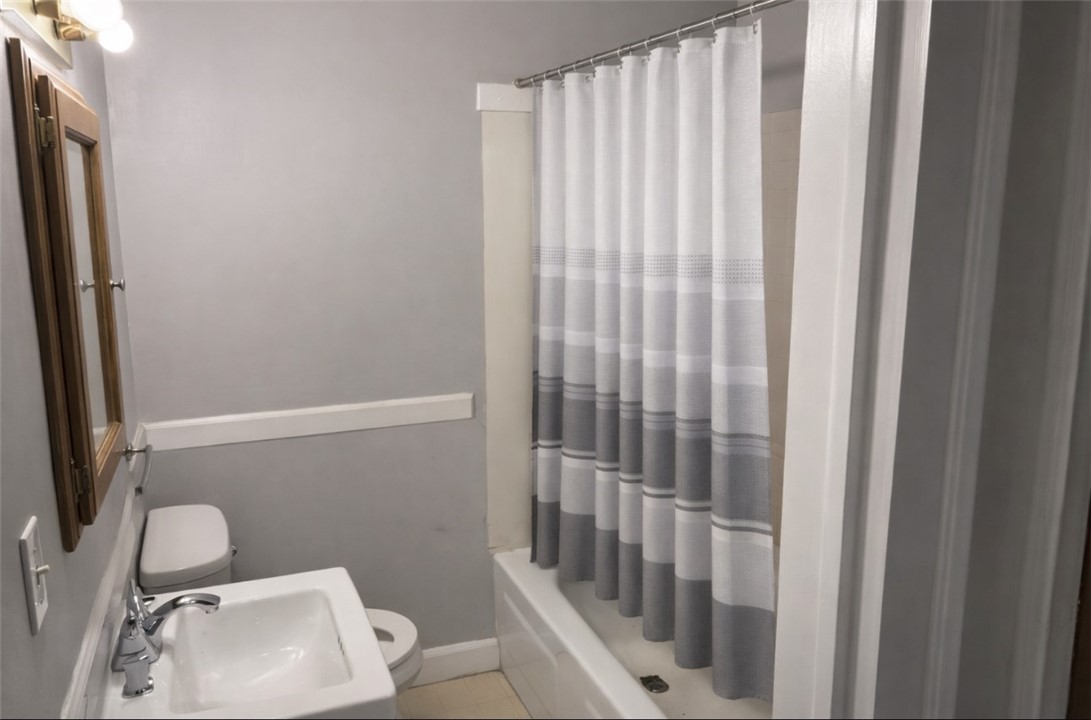 91 Wellington Avenue Rochester, NY 14611 - Photo 13 of 17