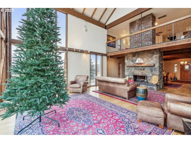 $950,000 | 62111 Lakeview Lane, La Grande, OR 97850