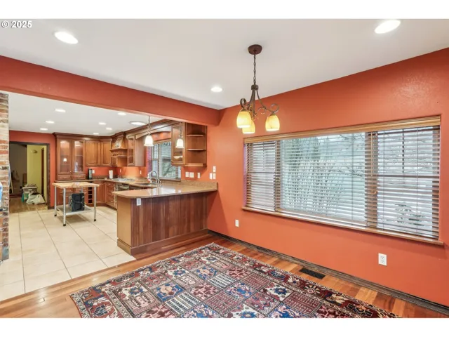 $950,000 | 62111 Lakeview Lane, La Grande, OR 97850