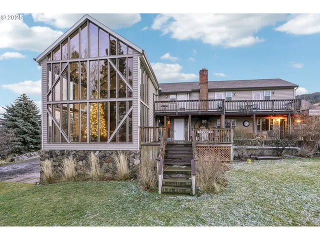 $950,000 | 62111 Lakeview Lane, La Grande, OR 97850