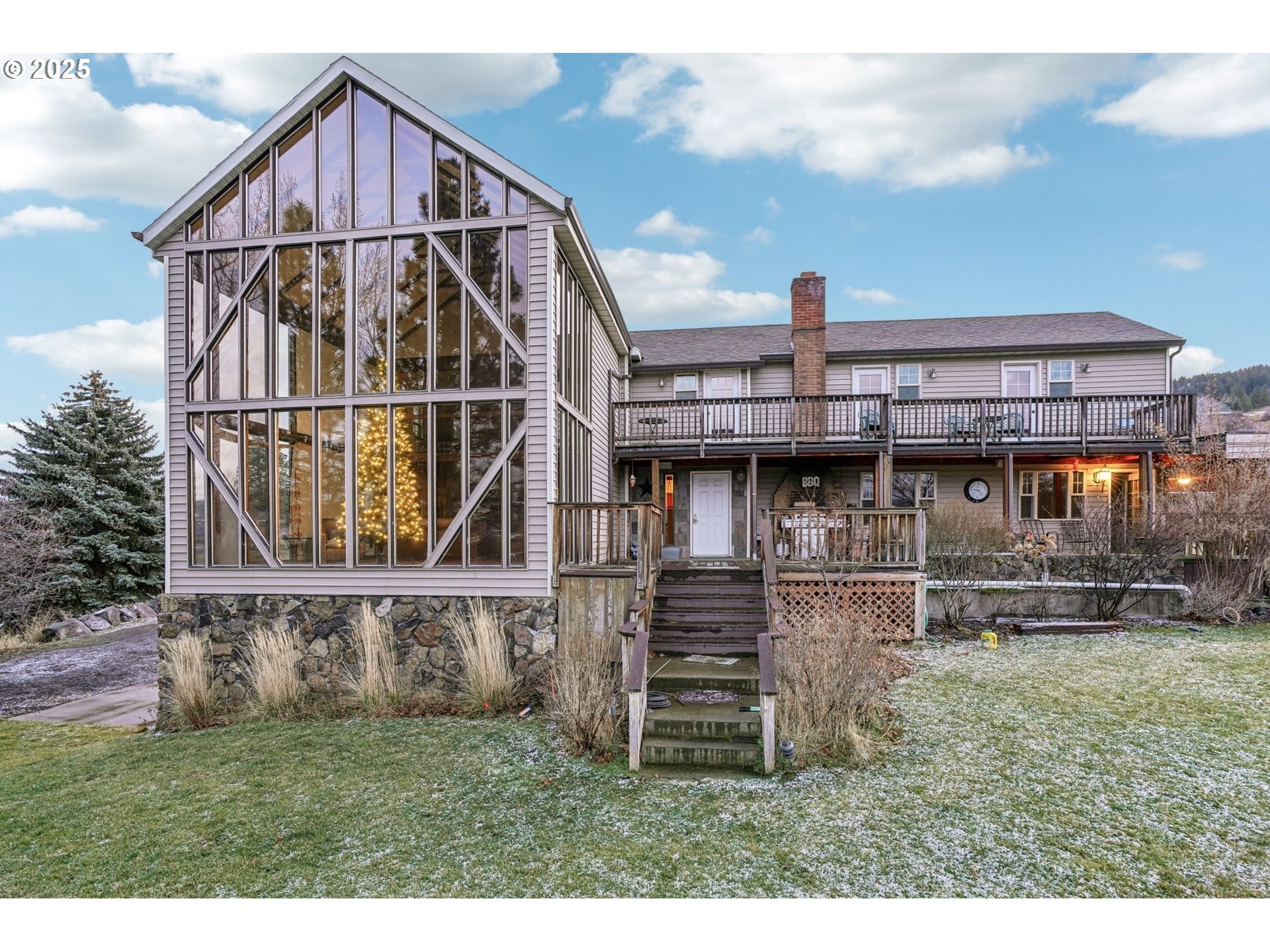 62111 Lakeview Lane La Grande, OR 97850 - Photo 2 of 45