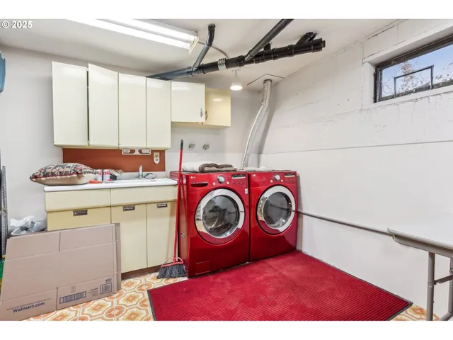 $950,000 | 62111 Lakeview Lane, La Grande, OR 97850