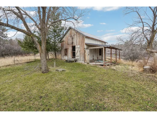 $950,000 | 62111 Lakeview Lane, La Grande, OR 97850