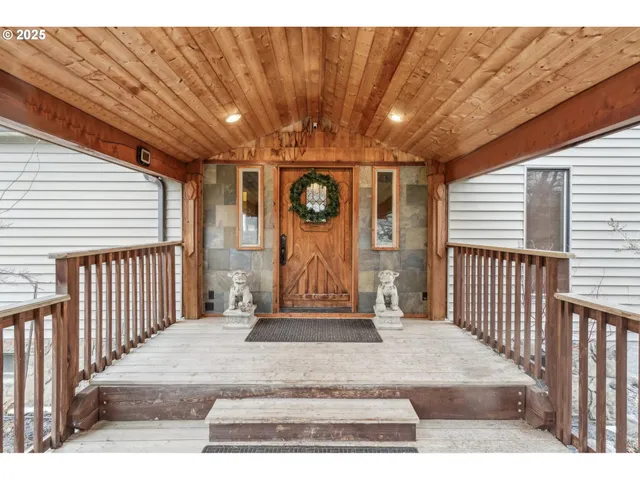 $950,000 | 62111 Lakeview Lane, La Grande, OR 97850