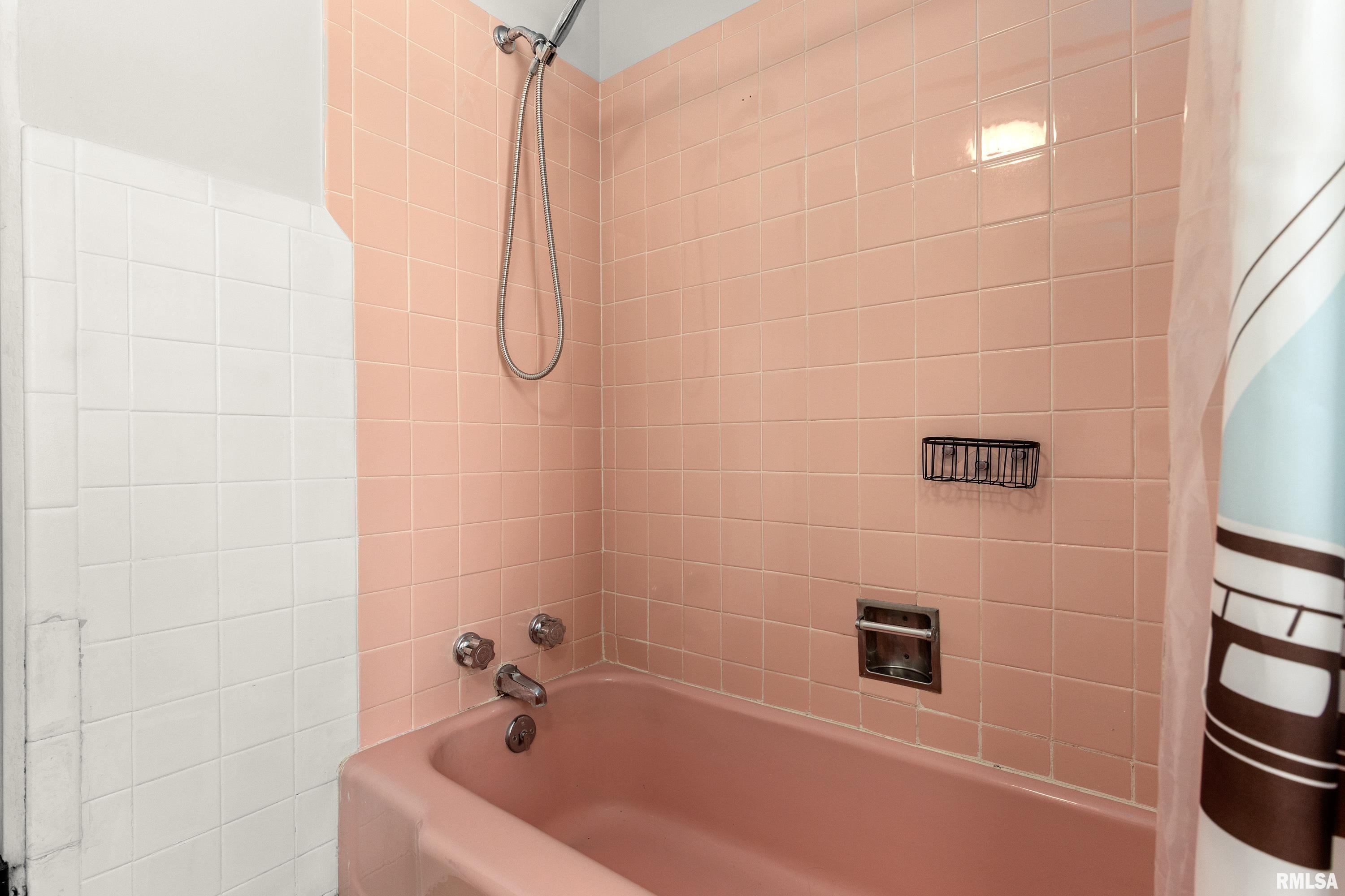 607 Westgate Road Washington, IL 61571 - Photo 23 of 40
