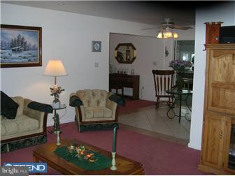 43 Canoebirch Road Levittown, PA 19057 - Photo 5 of 11