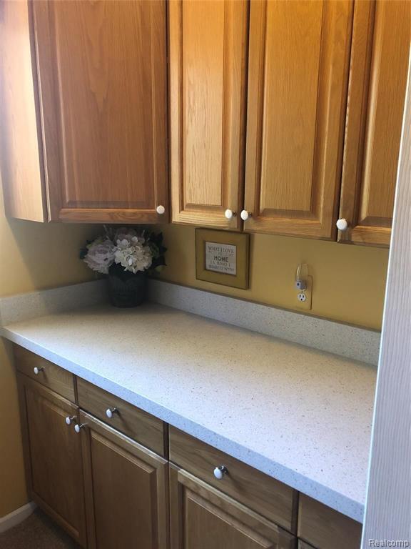 1130 Waycroft Court Rochester, MI 48307 - Photo 39 of 53