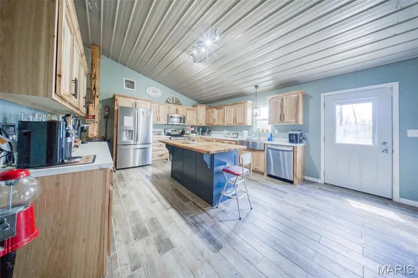 $389,900 | 3014 County Road 2330, Salem, MO 65560