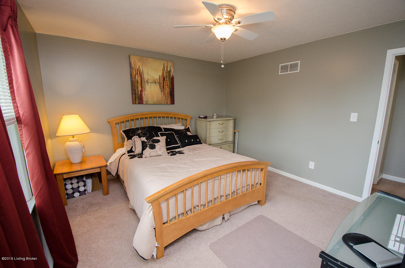 10410 Vantage Road Louisville, KY 40299 - Photo 30 of 43 Vantage-36