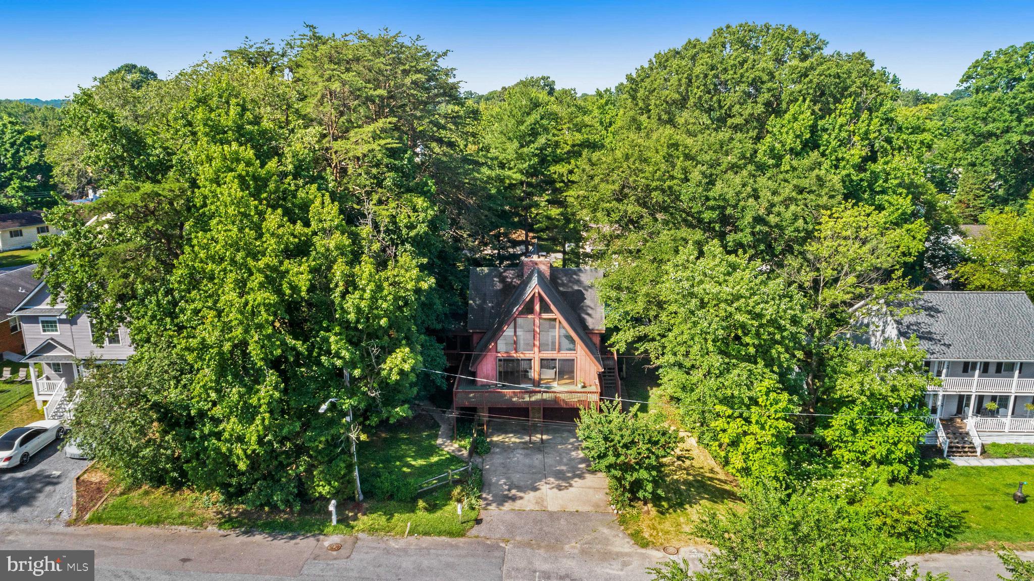 545 Shore Drive Edgewater, MD 21037 - Photo 2 of 36
