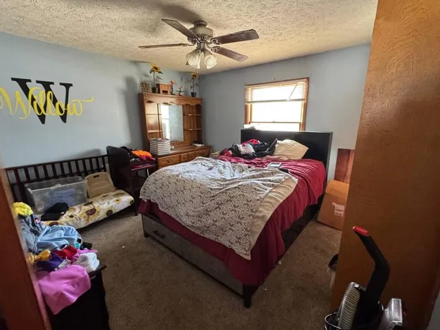 $199,900 | 1217 Daisy Street Southeast, De Motte, IN 46310