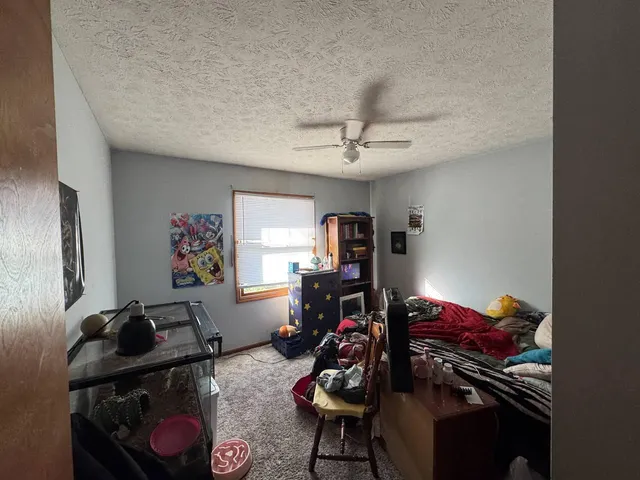 $199,900 | 1217 Daisy Street Southeast, De Motte, IN 46310