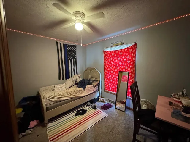 $199,900 | 1217 Daisy Street Southeast, De Motte, IN 46310