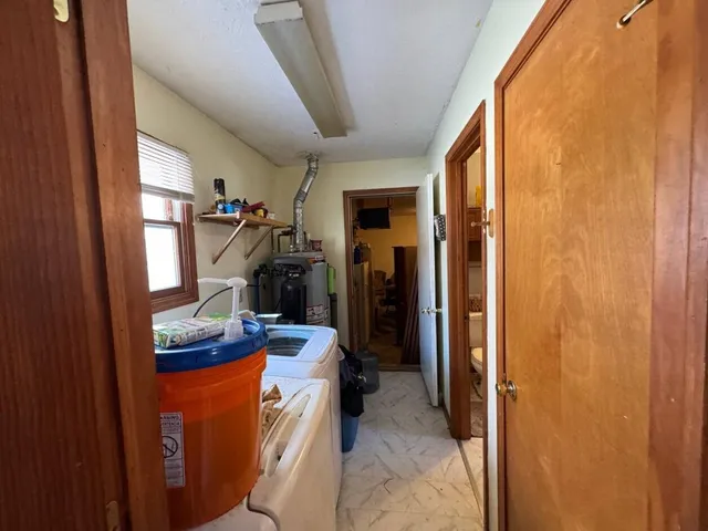 $199,900 | 1217 Daisy Street Southeast, De Motte, IN 46310