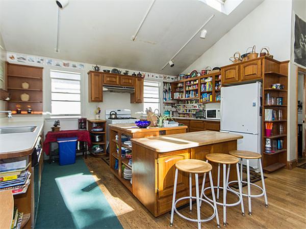 32-34 Springs Road Bedford, MA 01730 - Photo 10 of 18 Gallery Image 10