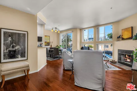 $879,000 | 3613 Glendon Avenue, Unit 101, Los Angeles, CA 90034