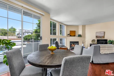$879,000 | 3613 Glendon Avenue, Unit 101, Los Angeles, CA 90034