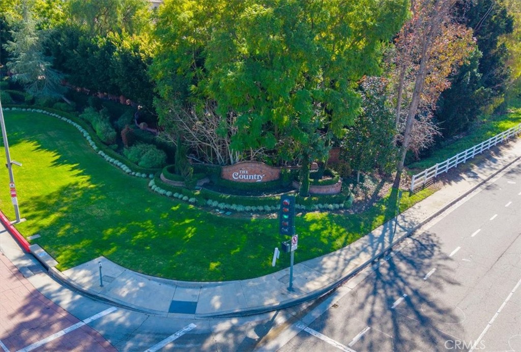 22303 Broken Twig Road Diamond Bar, CA 91765 - Photo 10 of 25 a view of a garden from a balcony