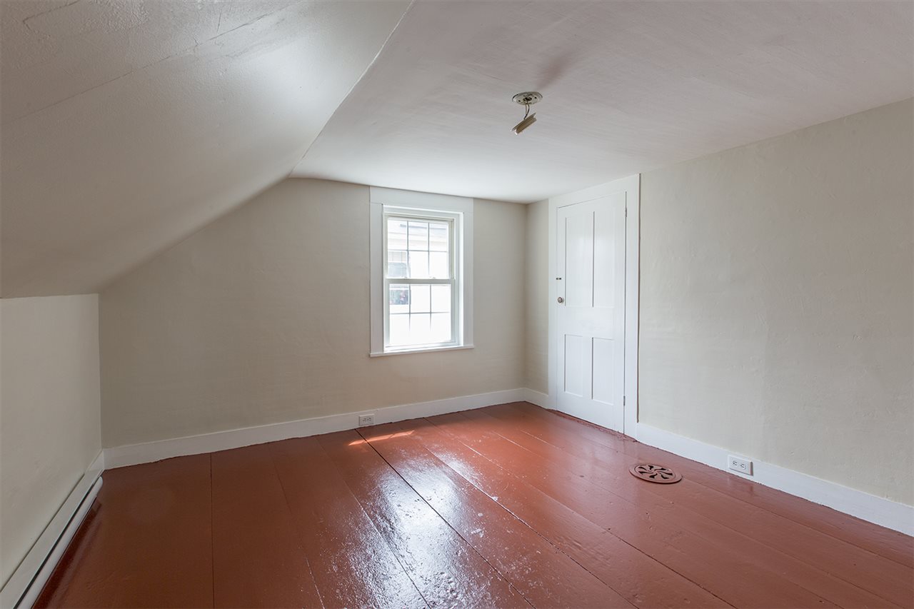 6 Maple Street Exeter, NH 03833 - Photo 6 of 39 Gallery Image 6