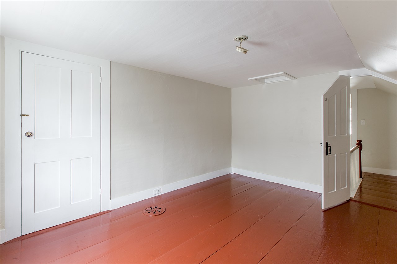 6 Maple Street Exeter, NH 03833 - Photo 7 of 39 Gallery Image 7