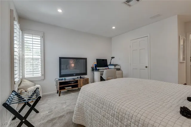 $4,500 | 840 Pinehurst Drive, Las Vegas, NV 89109