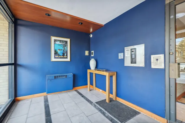 $150,000 | 3150 Excelsior Boulevard, Unit 207, Minneapolis, MN 55416