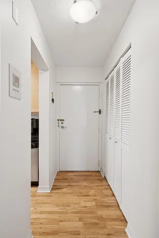 $150,000 | 3150 Excelsior Boulevard, Unit 207, Minneapolis, MN 55416