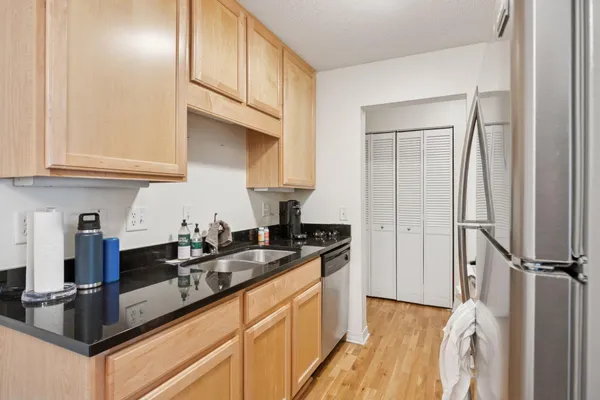 $150,000 | 3150 Excelsior Boulevard, Unit 207, Minneapolis, MN 55416