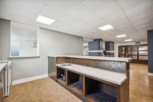 $150,000 | 3150 Excelsior Boulevard, Unit 207, Minneapolis, MN 55416