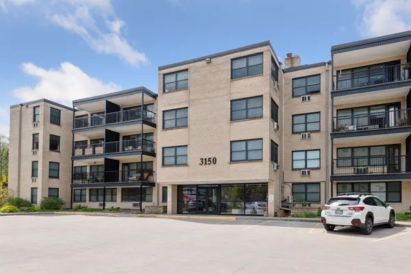 $150,000 | 3150 Excelsior Boulevard, Unit 207, Minneapolis, MN 55416