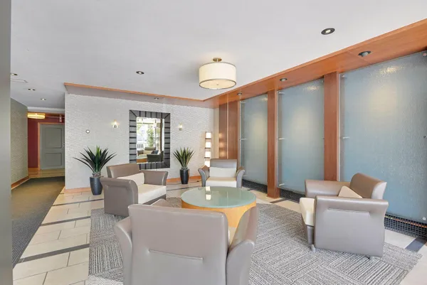 $150,000 | 3150 Excelsior Boulevard, Unit 207, Minneapolis, MN 55416