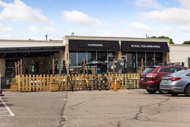 $150,000 | 3150 Excelsior Boulevard, Unit 207, Minneapolis, MN 55416