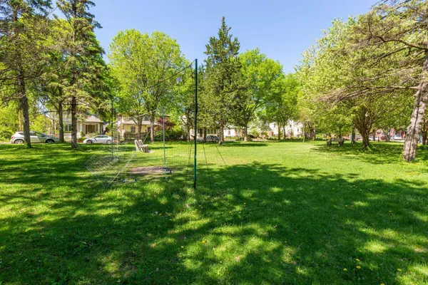 $150,000 | 3150 Excelsior Boulevard, Unit 207, Minneapolis, MN 55416