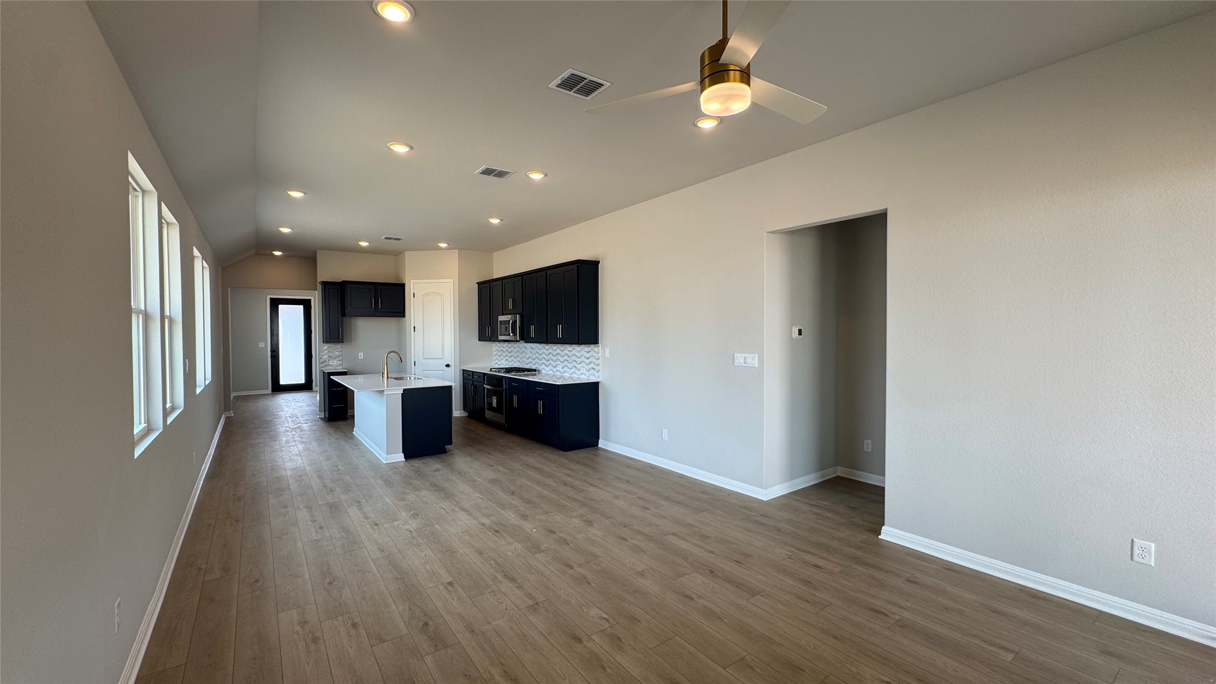 181 Ranier Way Dripping Springs, TX 78620 - Photo 13 of 36