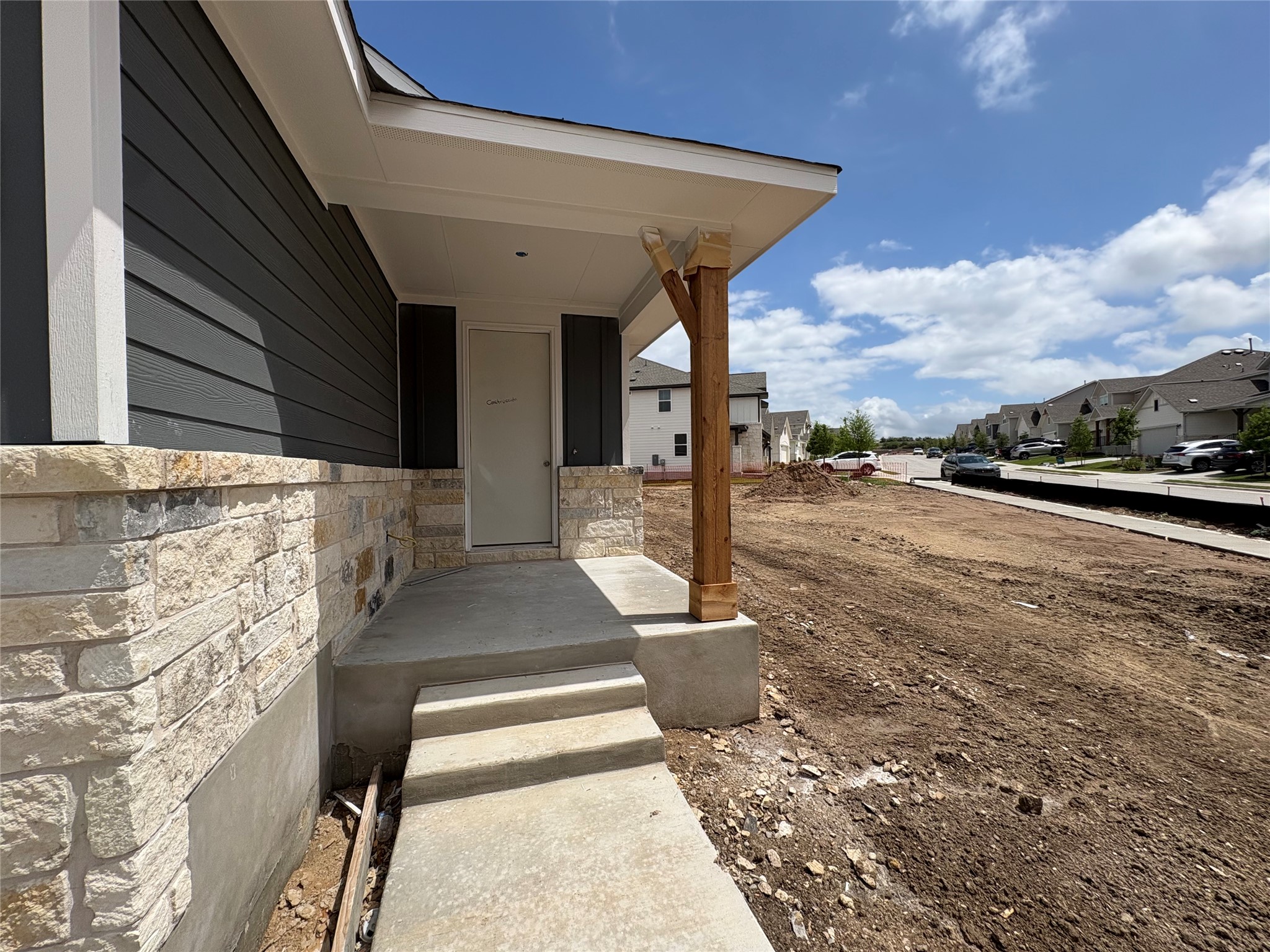 181 Ranier Way Dripping Springs, TX 78620 - Photo 5 of 36