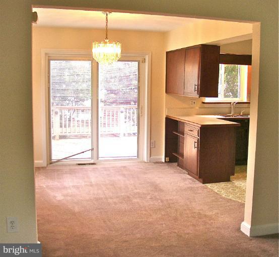 6001 Craig Street Springfield, VA 22150 - Photo 9 of 16 Dining Room