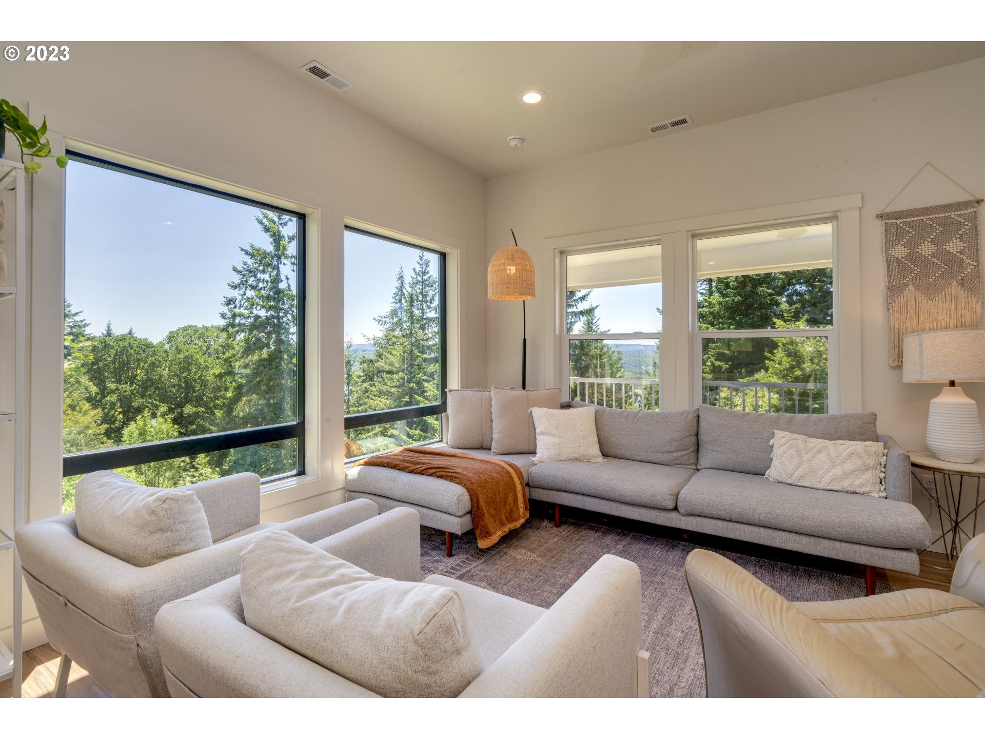 1013 Taylor Road Kalama, WA 98625 - Photo 3 of 31 Gallery Image 3