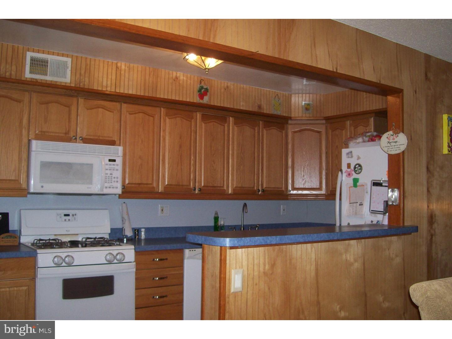 3014 Willits Road Philadelphia, PA 19136 - Photo 8 of 25 Kitchen