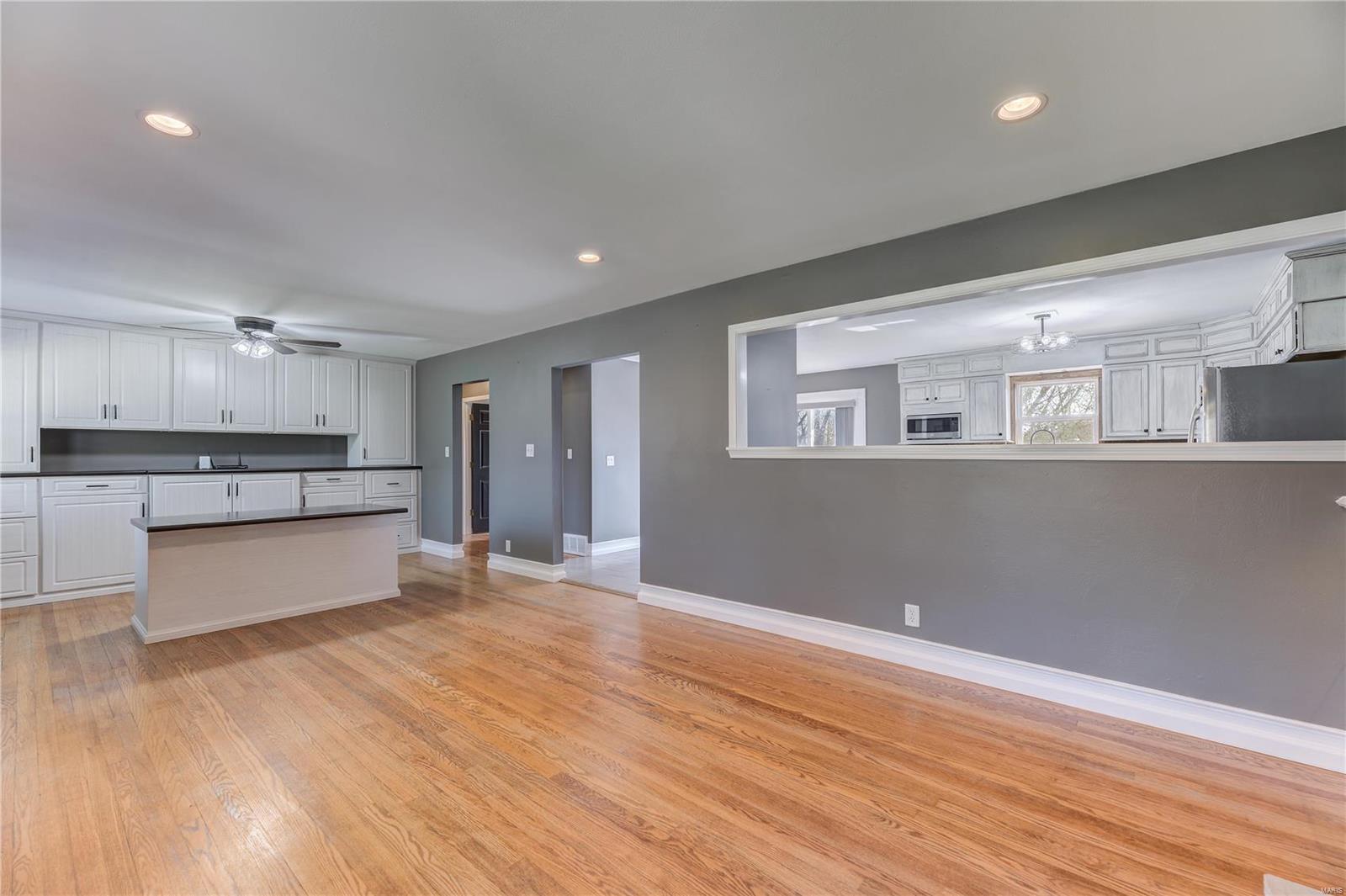 976 North Point Prairie Road Wentzville, MO 63385 - Photo 6 of 27 Gallery Image 6