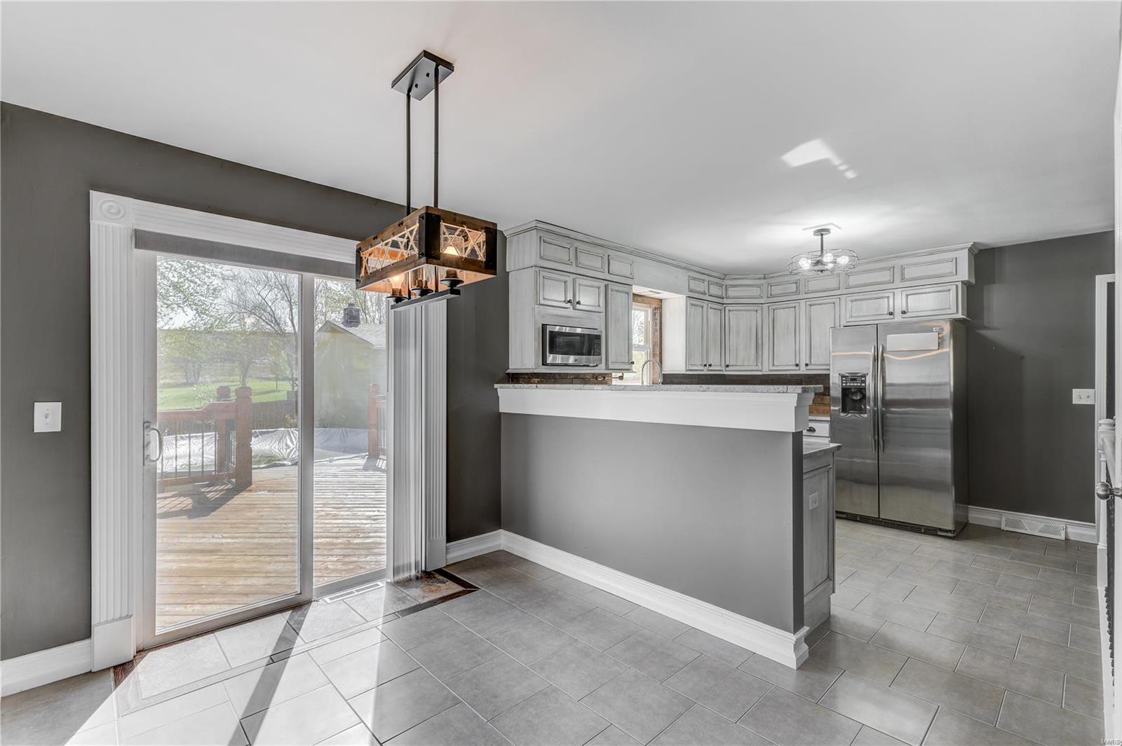 976 North Point Prairie Road Wentzville, MO 63385 - Photo 8 of 27 Gallery Image 8