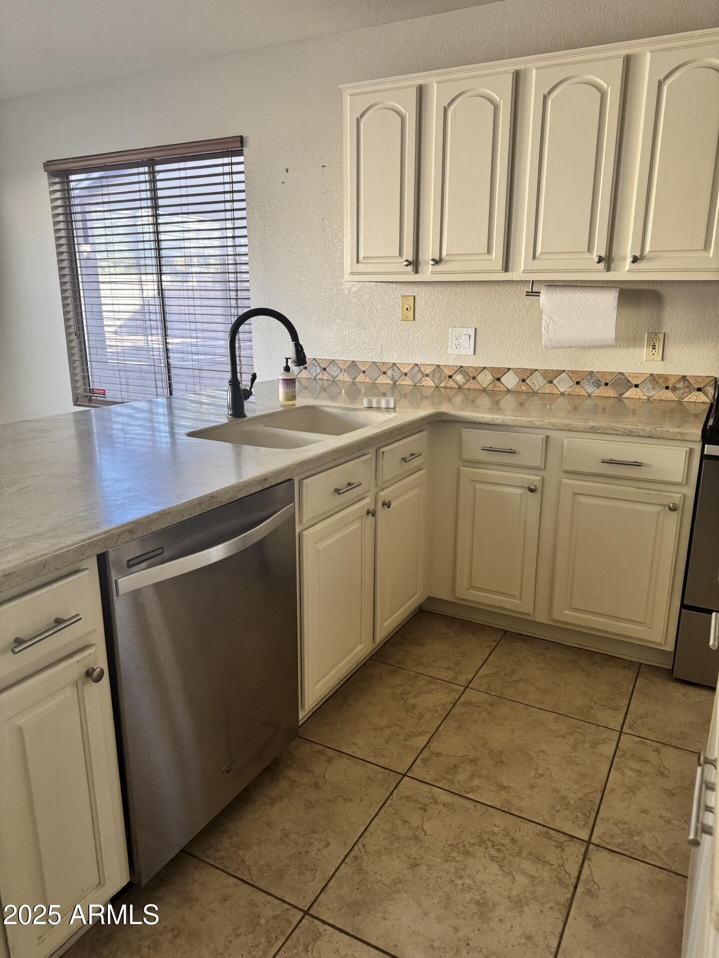 7442 West Via Del Sol Drive Glendale, AZ 85310 - Photo 5 of 22 Kitchen 2