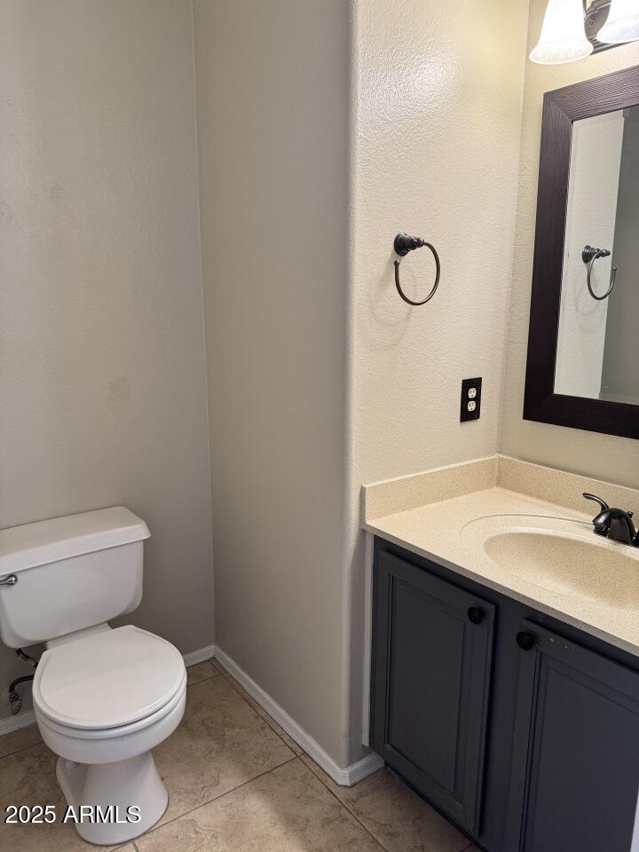 7442 West Via Del Sol Drive Glendale, AZ 85310 - Photo 8 of 22 Powder Rm