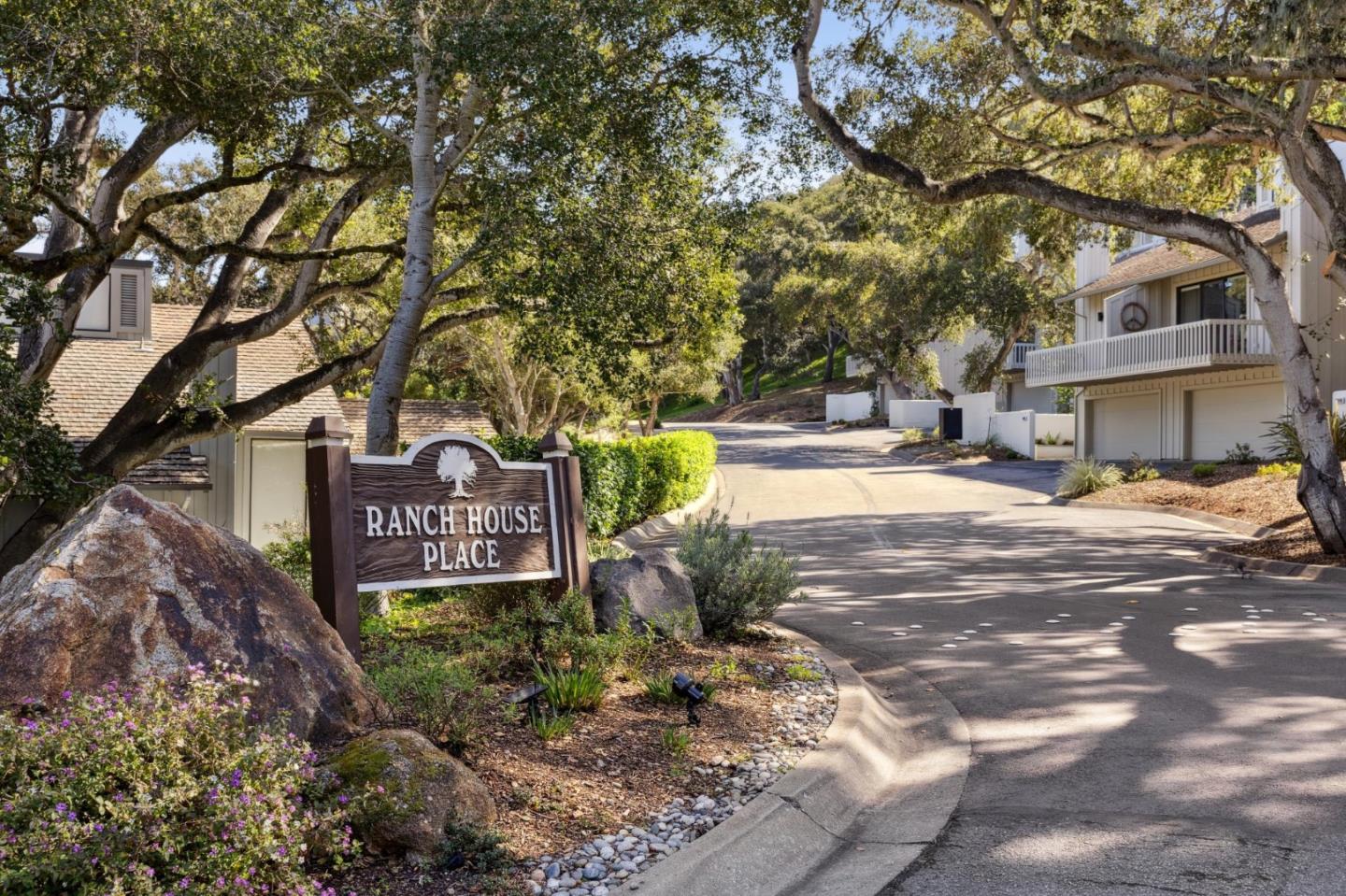 28064 Heron Court Carmel, CA 93923 - Photo 29 of 30 a sign that is on the side of a road