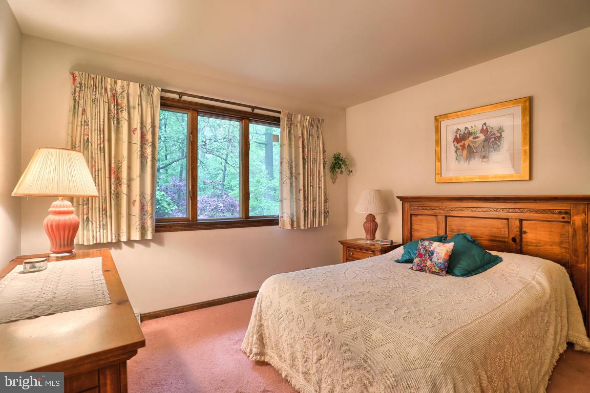 920 Forest Road Lancaster, PA 17601 - Photo 18 of 27 Gallery Image 18