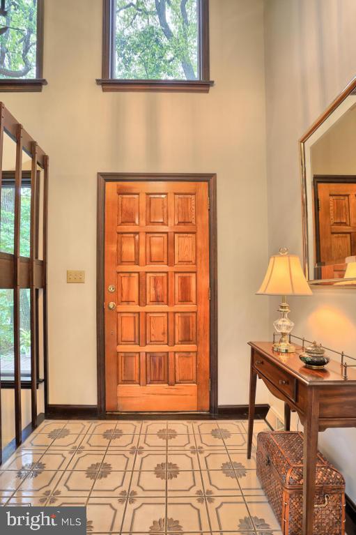 920 Forest Road Lancaster, PA 17601 - Photo 3 of 27 Gallery Image 3