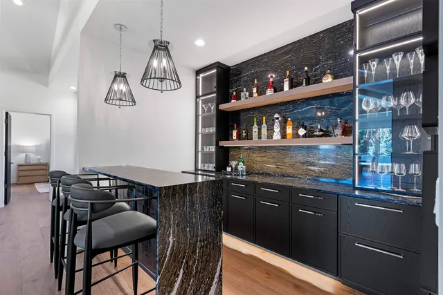 $1,575,000 | 2448 Riddle Court, De Pere, WI 54115